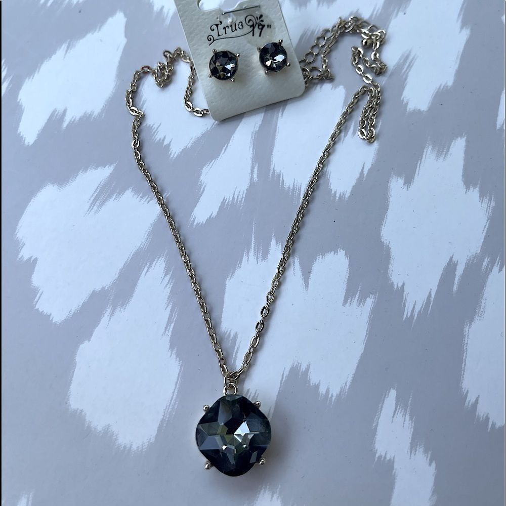 Necklace Earring Set Gold Black Jewel Gem Stud Cocktail Classic Casual Jewelry
